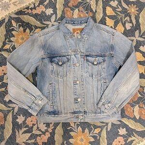 LEVIS BOYFRIEND DENIM JACKET S